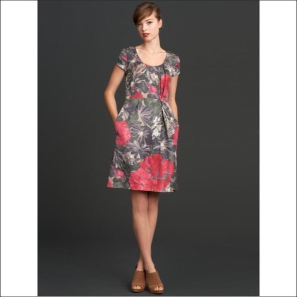 Floral Banana Republic Sheath Dress w/ Pockets
